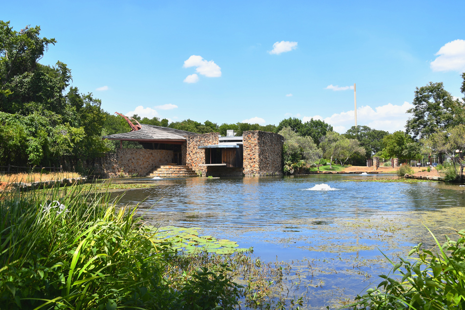Exterior view from the pond of the River Legacy Nature Center.