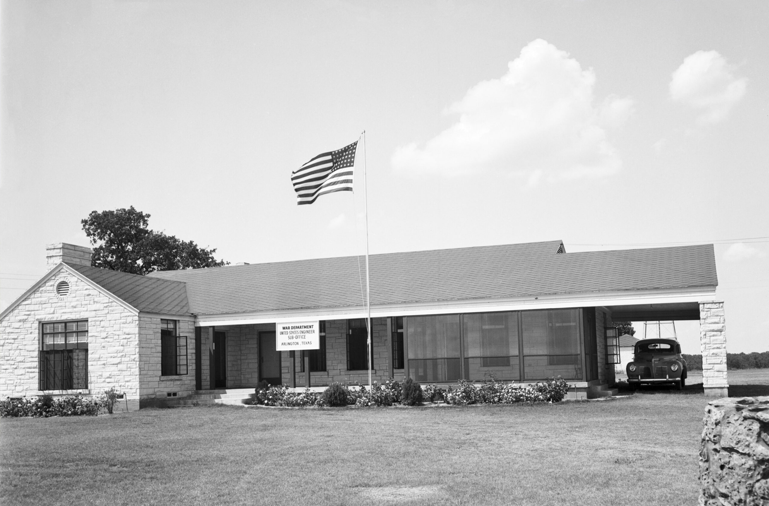 1942 Arlington Municipal Airport
