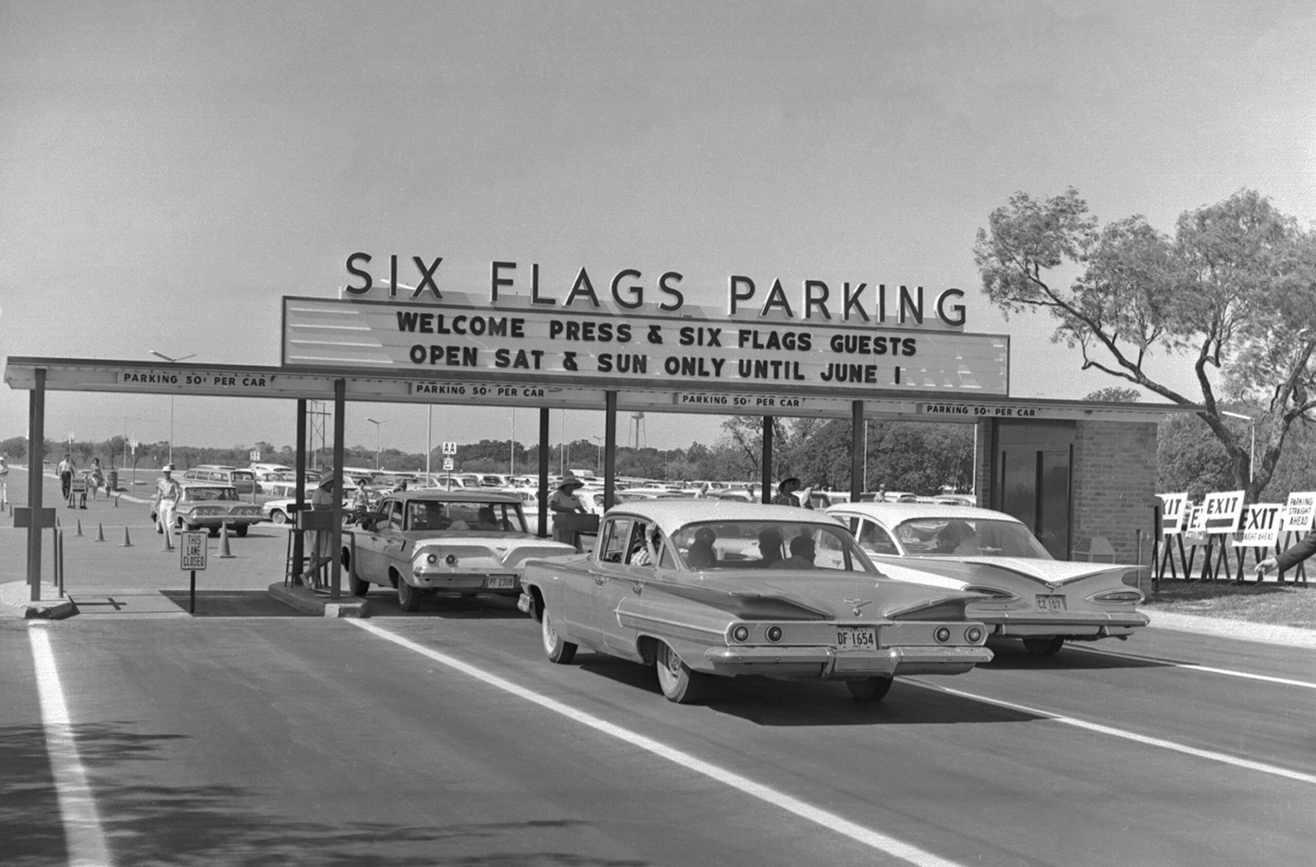 Six Flags Over Texas Entrance 1969