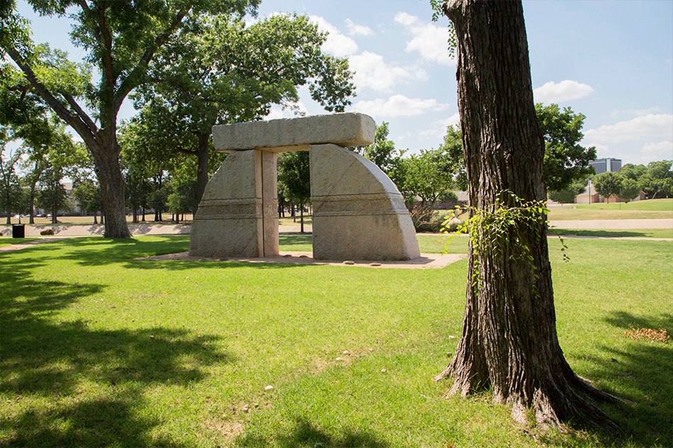 Caelum Moore Sculpture Garden in Richard Greene Linear Park