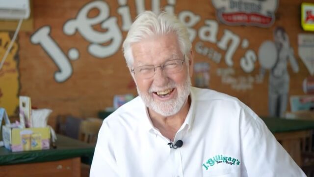 Arlington Eats features one of the city’s iconic staples, @jgilligans! As we celebrate 150 years, we’re highlighting the places that make Arlington what it is today. #Arlington150
